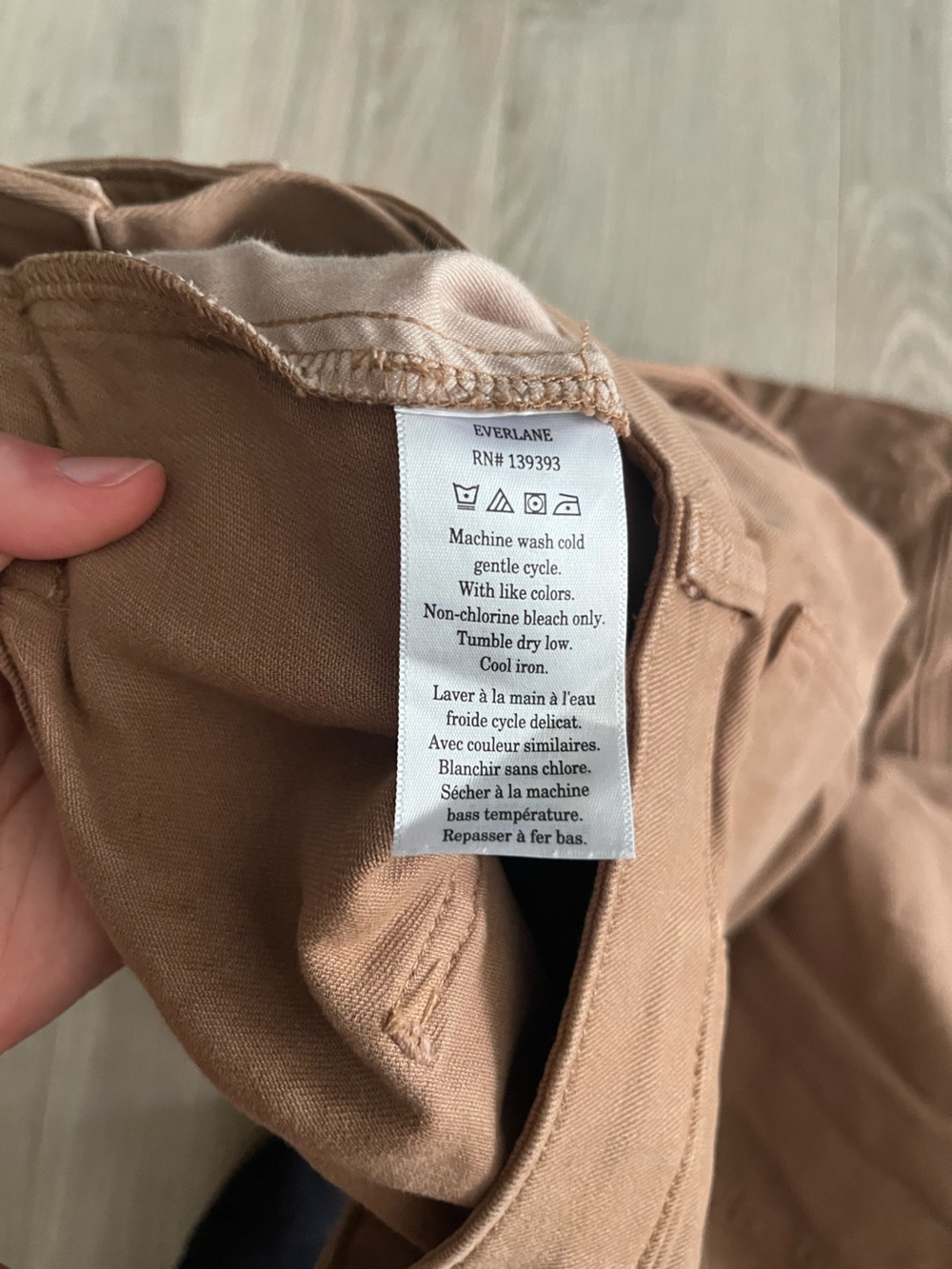 Everlane Women’s The Utility Barrel Pant Caramal - Size 2 - Picture 4 of 6